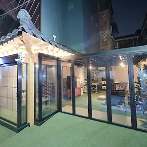 2* Гостевой дом Y's House